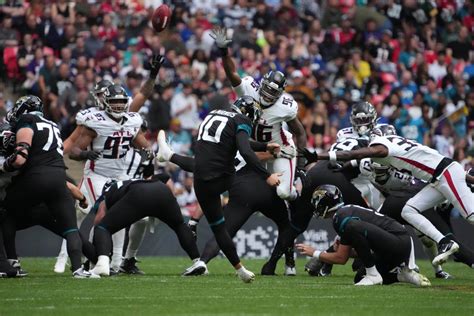 A special comeback: Jaguars kicking game rallies to play huge role in ...