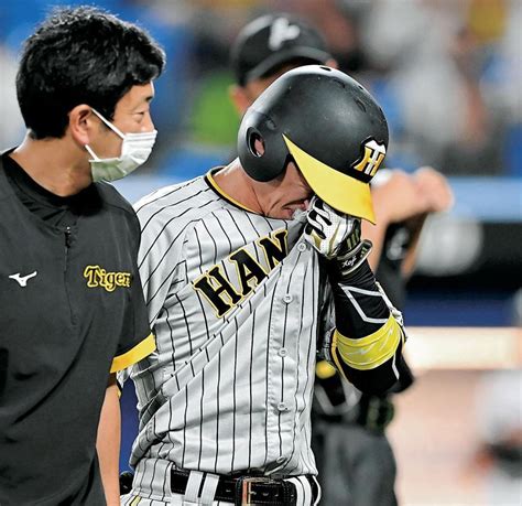 【野球】阪神・岡田監督の激怒は当然か “看過できない死球”へ発した強いメッセージ 1人、ヤクルトベンチを見つめた指揮官の姿インサイド