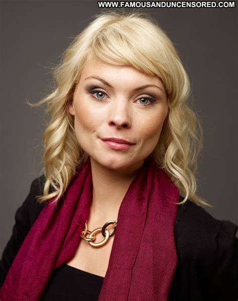 Myanna Buring City Rats Celebrity Beautiful Babe Posing Hot
