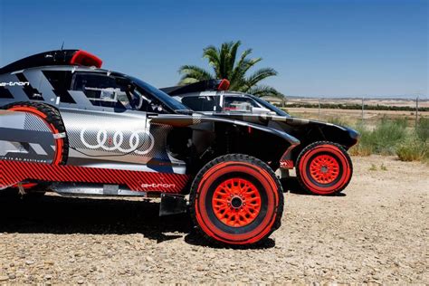 Dakar Audi Lancia LAstronave RS Q E Tron E2 Dakar Automoto It