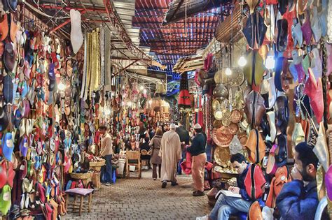 Les Souks Au Maroc