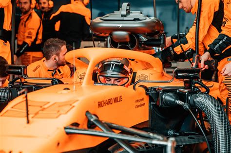 Fotos El Filming Day De Mclaren Con El Mcl En Barcelona Soymotor