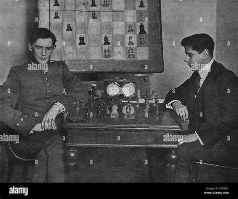 English: José Raúl Capablanca vs Alexander Alekhine. The St. Petersburg 1914 chess tournament ...