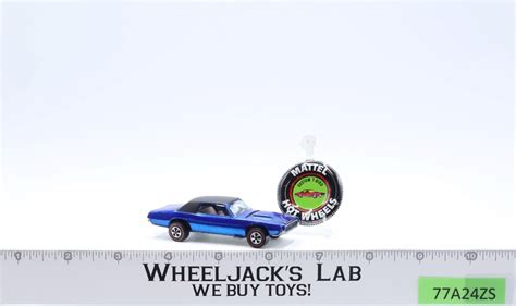 Custom T Bird Blue 1967 Hot Wheels Mattel Vintage Redline Redline RL W Button Wheeljack S Lab