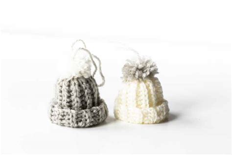 How To Crochet Mini Hat Ornament Christmas - Crochet and Stitches