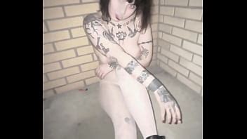 Fumar En Topless Al Aire Libre XVIDEOS