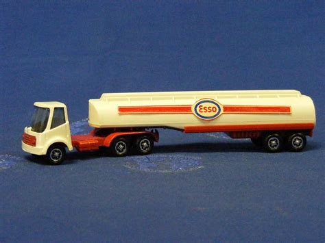 Buffalo Road Imports Semi Tanker Truck Esso Truck Tanker Diecast Model Lone Star Toys Diecast