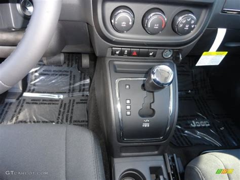 2012 Jeep Compass Latitude Cvt Ii Automatic Transmission Photo