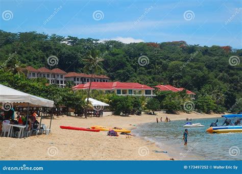 Canyon Cove Hotel Facade And Swimming Pool In Nasugbu Batangas