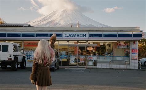 外国人客殺到のコンビニが「黒い幕」で富士山を隠す異常事態。日本のオーバーツーリズム問題は本当に解決するのか？ ページ 2 2