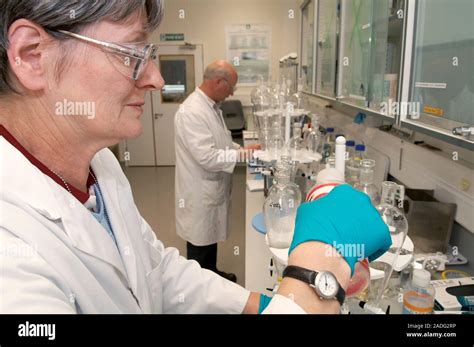 Vigilancia De La Contaminación Los Químicos En Un Laboratorio De Investigación Pruebas De