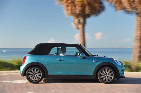 Photo MINI CABRIOLET F57 Cooper Cabriolet 2015 Motorlegend