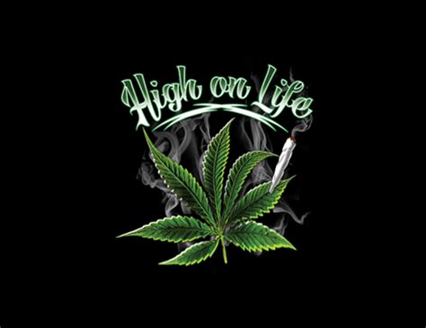 High on Life Smokin’ Tee – Split Skull Media