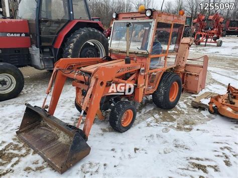 Used 1986 Kubota B7200 Tractor Loader Agdealer