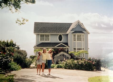 New houses for sale on Maui rules spark a heated debate 18