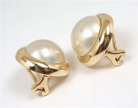 Rare Vintage Tiffany And Co 14k Gold 13 5mm Mabe Pearl Clip On Earrings