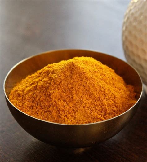 HOW TO MAKE ORGANIC TURMERIC POWDER