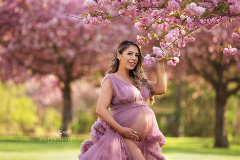 Nj Cherry Blossom Maternity Session Newark Nj