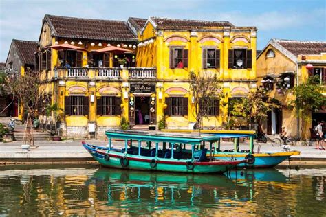 Hoi An Old Town Riverside Vietnam Golf Tourism