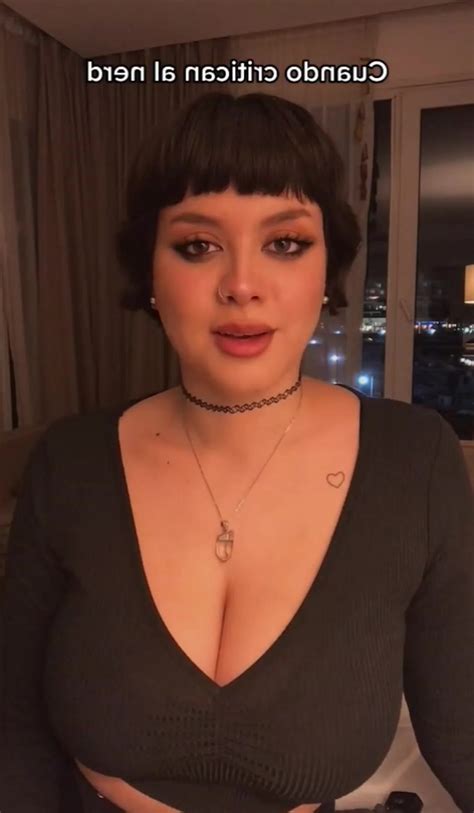 Plump Busty Latina ThisVid 中文