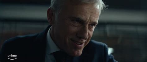 Das Verwirrende Ende Der Amazon Serie The Consultant Erklärt Spielt Christoph Waltz Den Teufel