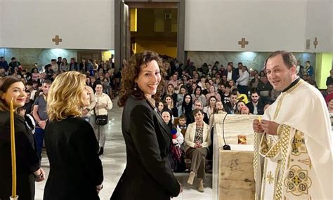 La iglesia ortodoxa rumana de Almería celebra la Pascua en la parroquia