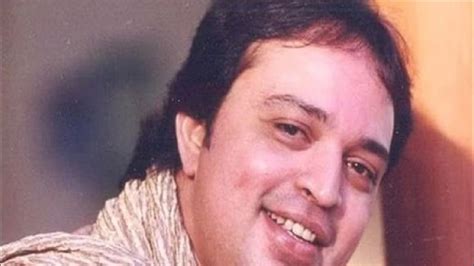 singer altaf raja drji theke ratarati suparstar ek gane biswrekrd