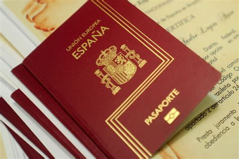 DOCUMENTACIÓN PARA UN PASAPORTE EN ESPAÑA