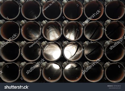 1 Multiplerocketlauncher Images, Stock Photos & Vectors | Shutterstock