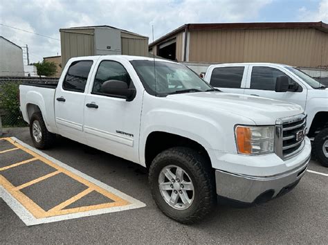 2012 GMC 1500 4WD 1/2 TON PICKUP TRUCK FOR SALE #2810