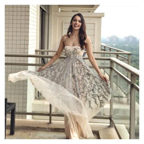 50 Hot Photos Of Manushi Chhillar 12thBLOG
