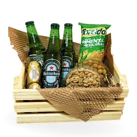 Cesta Com Cervejas Heineken E Petiscos Felicidades Giuliana Flores