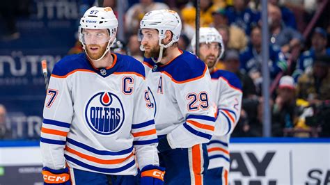 Edmonton Oilers Superstars Extend Matching Scoring Streaks