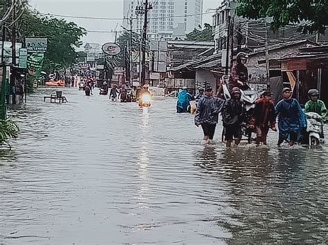 Kec Karang Tengah Banjir Komplek Ciledug Indah Juli