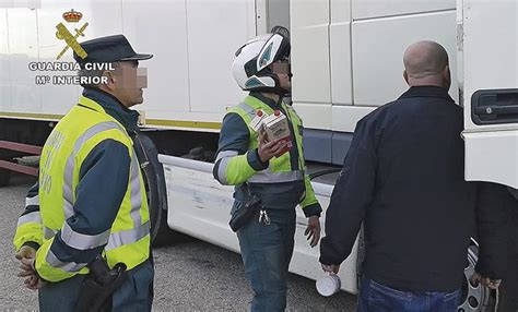 Detenido El Conductor De Un Camión Que Sextuplicaba La Tasa De