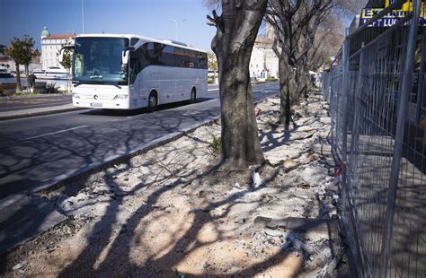 Slobodna Dalmacija Ostavio Je Razrovan Pazar Razrovanu Isto Nu