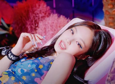 Jennie - Ice Cream MV : jennie | Ice cream, Black pink kpop, Blackpink ...