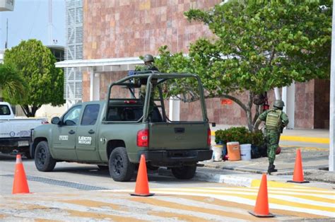 Militares Blindan Aeropuerto De Campeche Previo Al Quinto Informe De