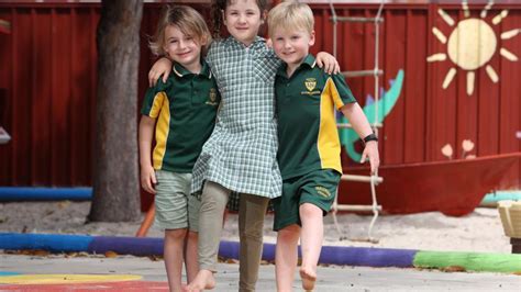 Perth Primary School Allows Kids To Go Barefoot Nature Play Wa