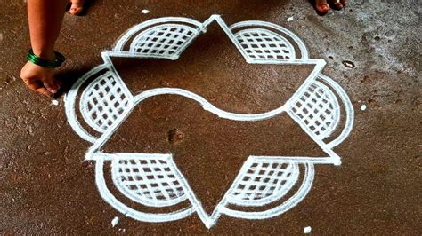 Puratasi Madham Star Padi Kolam Navaratri Special Kolam Saraswathi