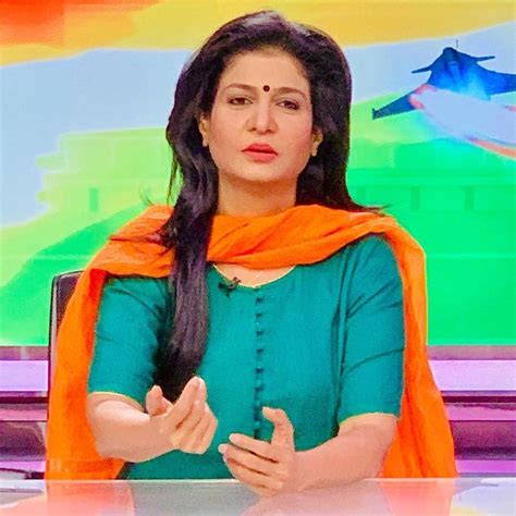 Anjana om kashyap | News anchor, Tv news, Event hosting