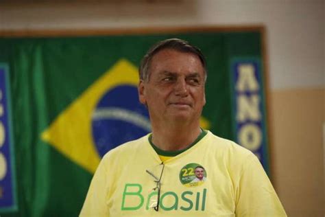 Bolsonaro Vota No Rio E Fala Em Expectativa De Vitória