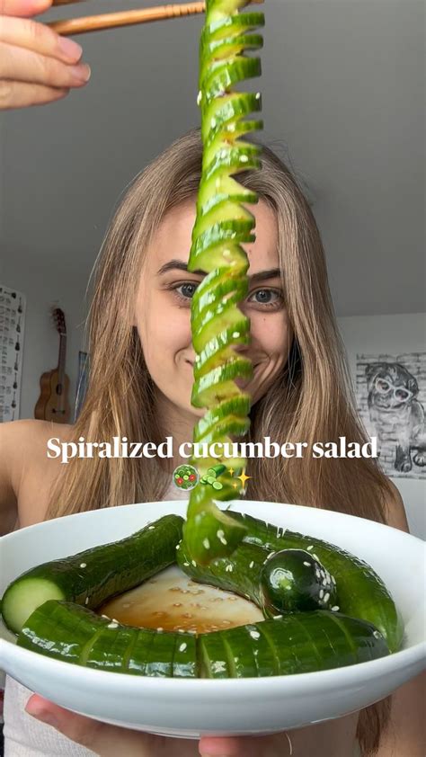 Spiralized Cucumber Salad 🥗🥒 Healthy Snacks Cucumber Salad Healthy