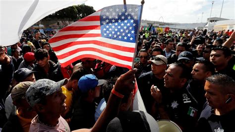 Mexiko Hunderte Migranten Protestieren In Tijuana