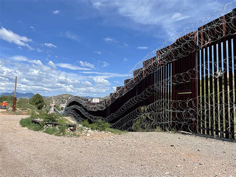 Az Borderwall Px Southern Poverty Law Center