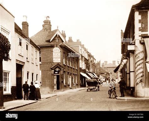 Leatherhead High Street Probably 1920s Stock Photo Alamy