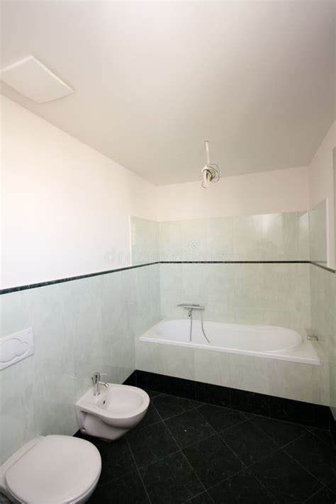Simple Modern Bathroom Stock Photo Image Of Interior 33948036