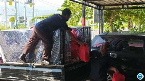 Sentra Paramita Bersama Dinsos P3A Beri Bantuan Untuk Ratusan Warga