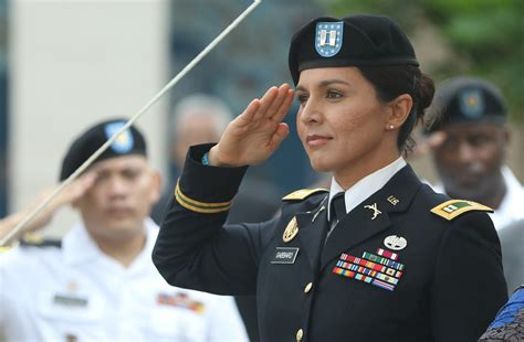 Tulsi Gabbard ditches the Democratic Party | Political Talk