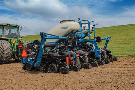 New planter from Kinze - Grainews